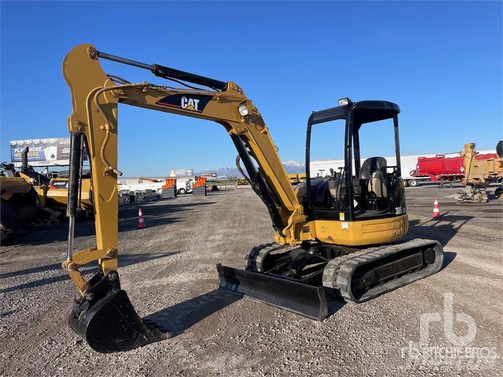 CAT 305 小型挖掘机