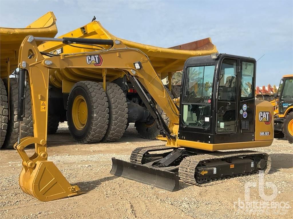 CAT 305.5E2 小型挖掘机