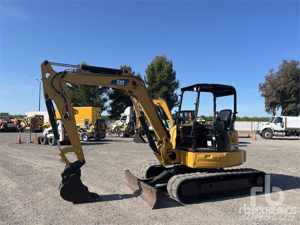 CAT 305.5E2 小型挖掘机