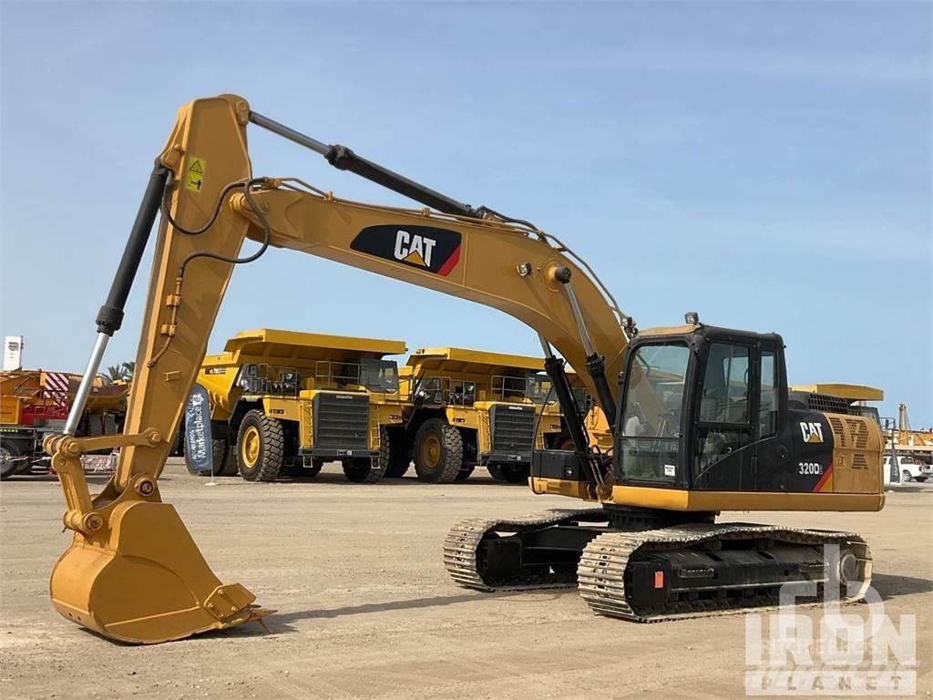 CAT 320D2 履带挖掘机