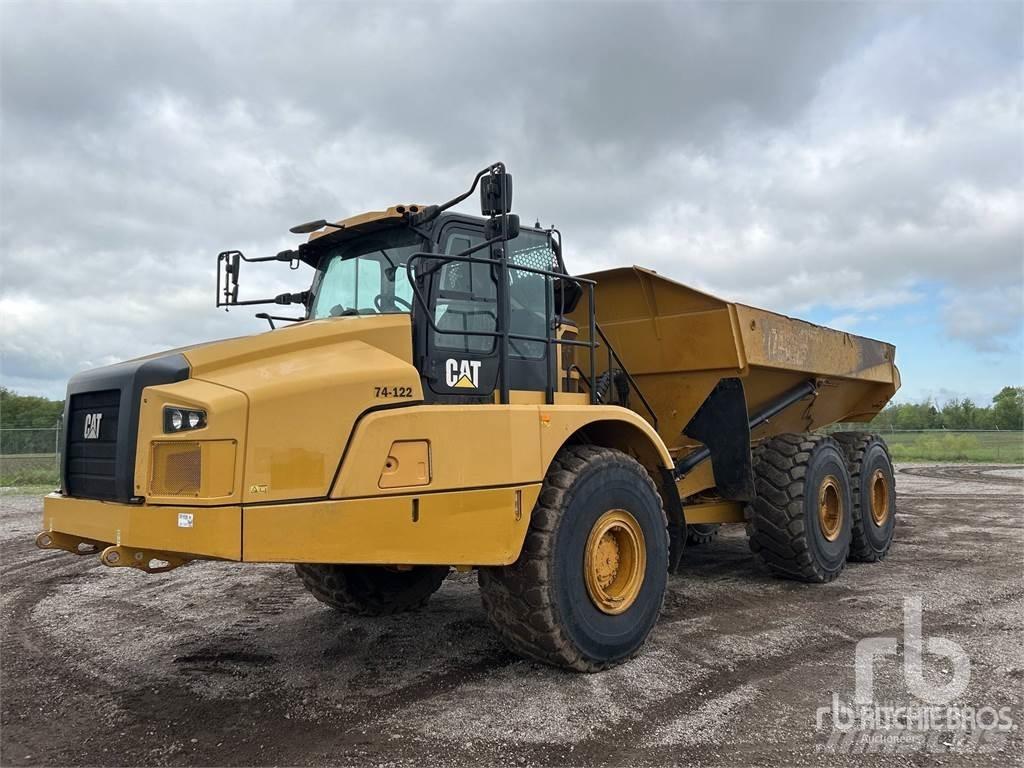 CAT 745 铰接式自卸车