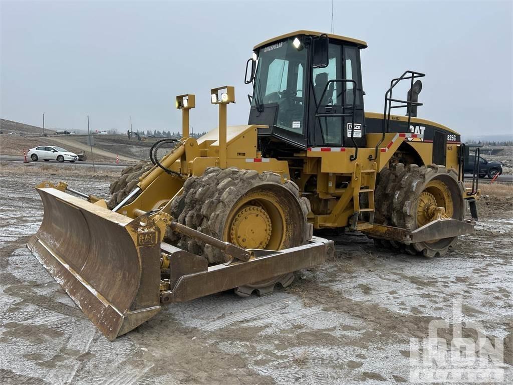 CAT 825G 垃圾压实机