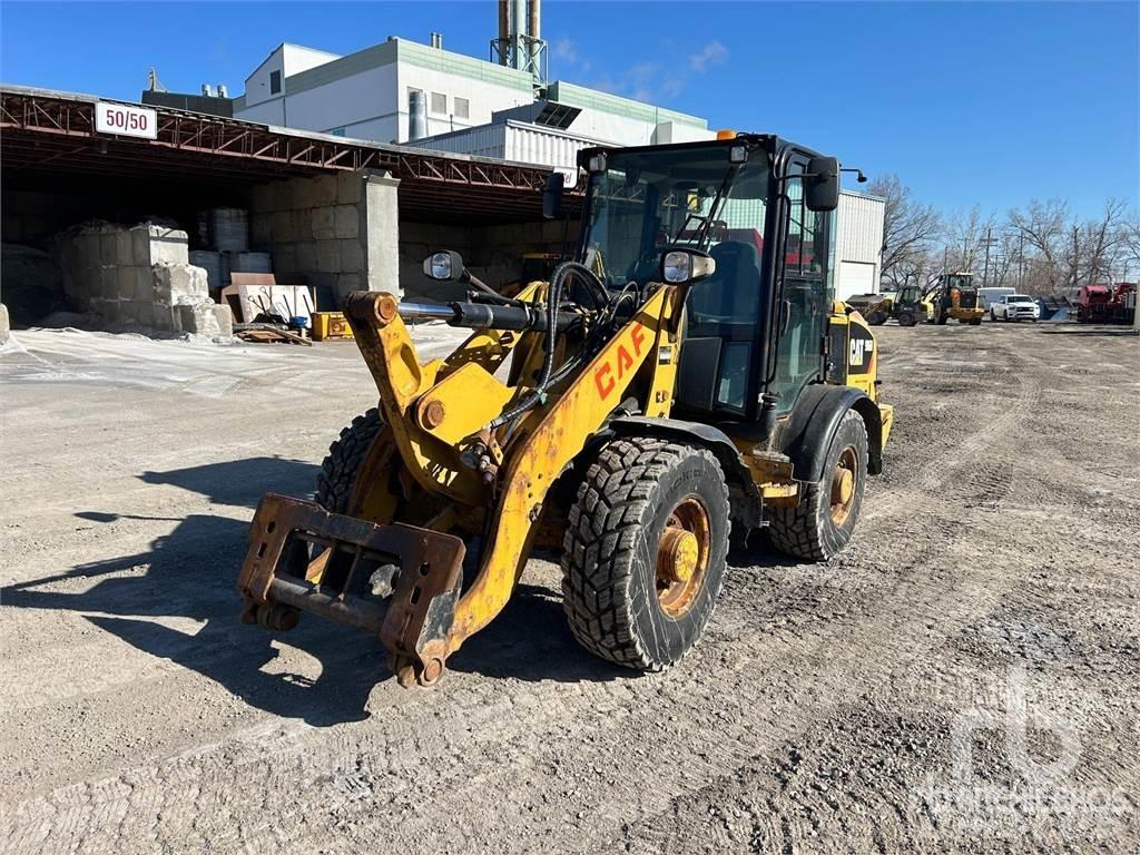 CAT 906M 轮式装载机