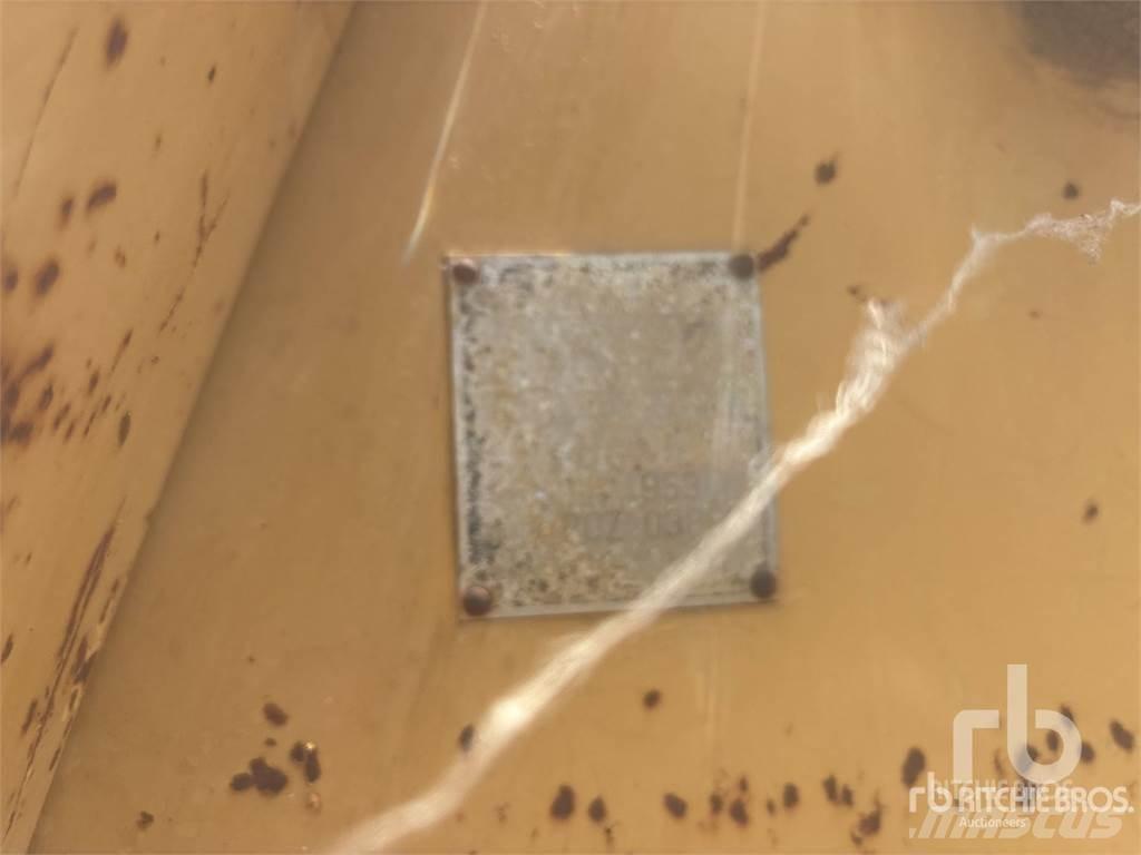 CAT 953 履带式装载机