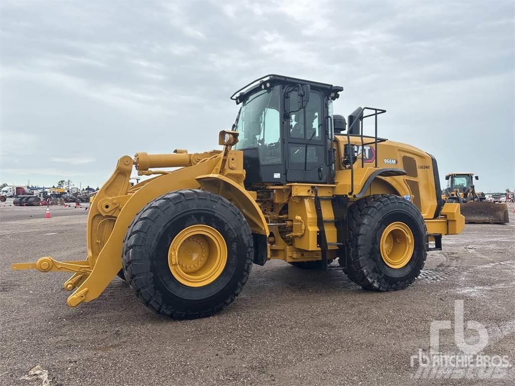 CAT 966M 轮式装载机