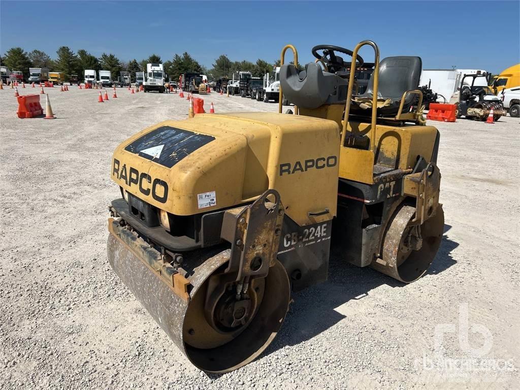 CAT CB224E 双轮压路机