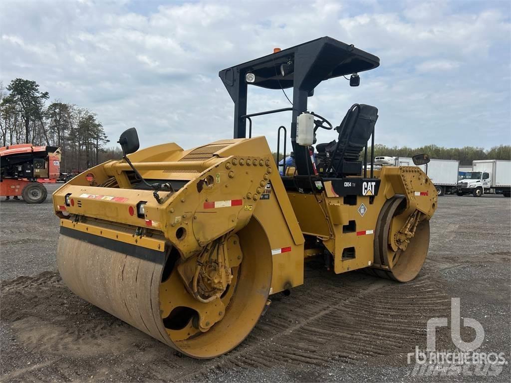 CAT CB54XW 双轮压路机