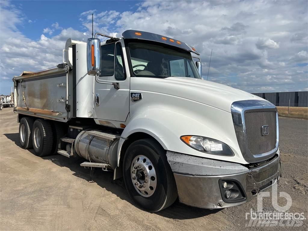 CAT CT630 自卸式货车