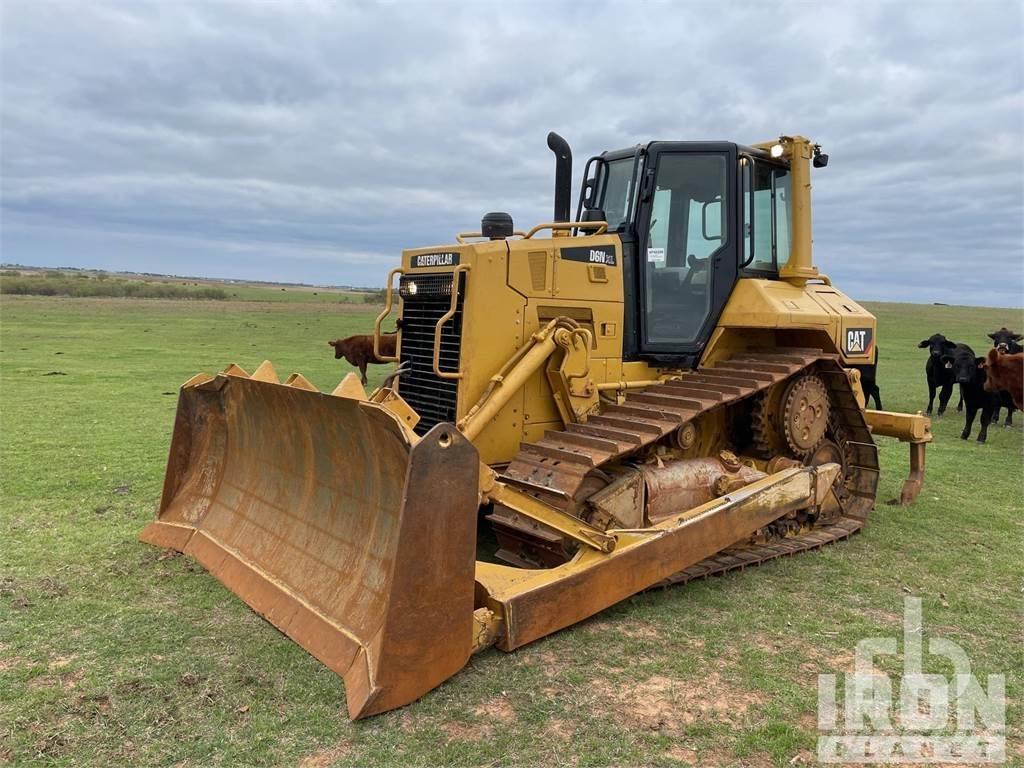 CAT D6N XL 履带式推土机