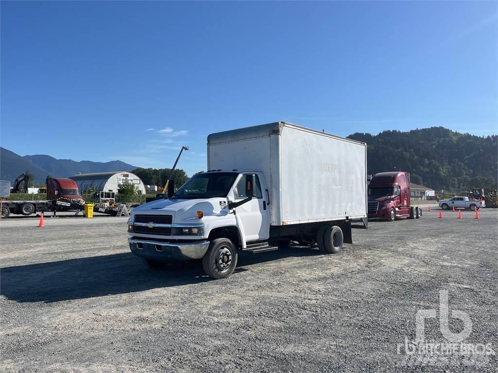 Chevrolet C4500 大型面包车