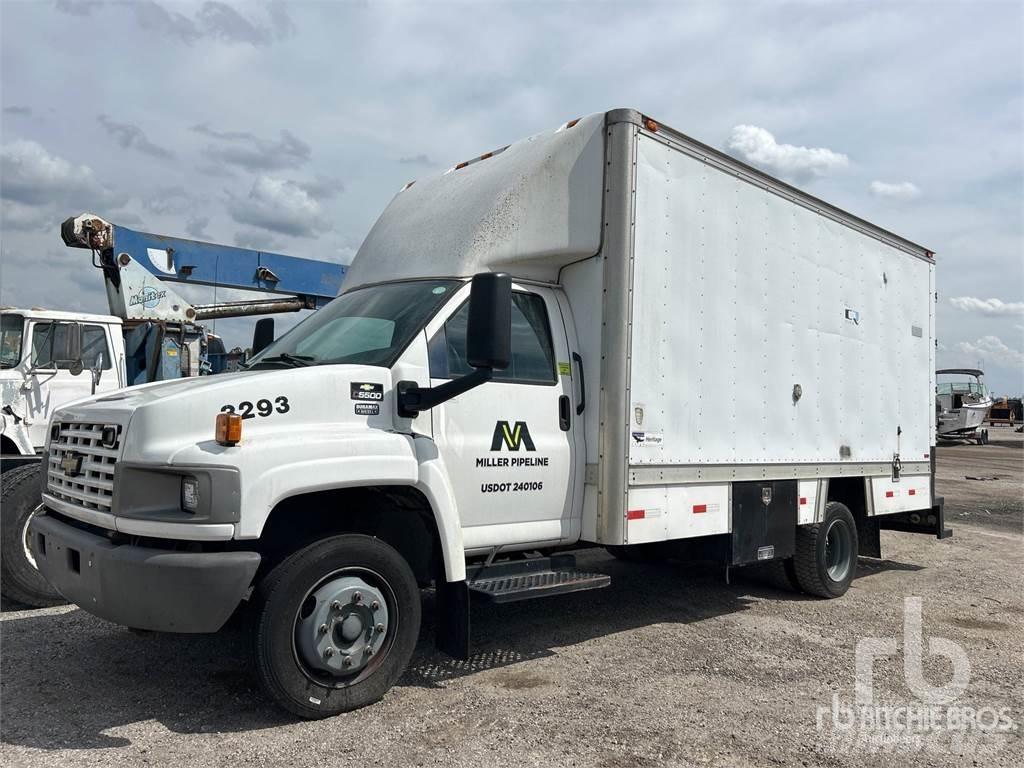 Chevrolet C5500 组合/真空油槽车