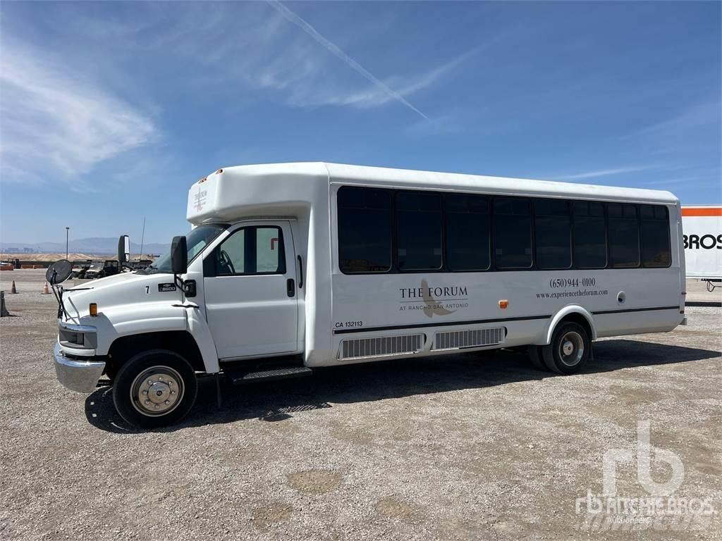Chevrolet C5500 公路客运汽车