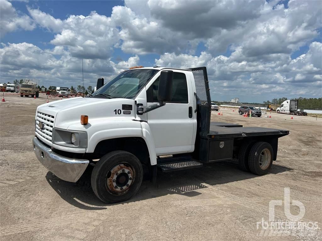 Chevrolet C5500 平板栏板货车