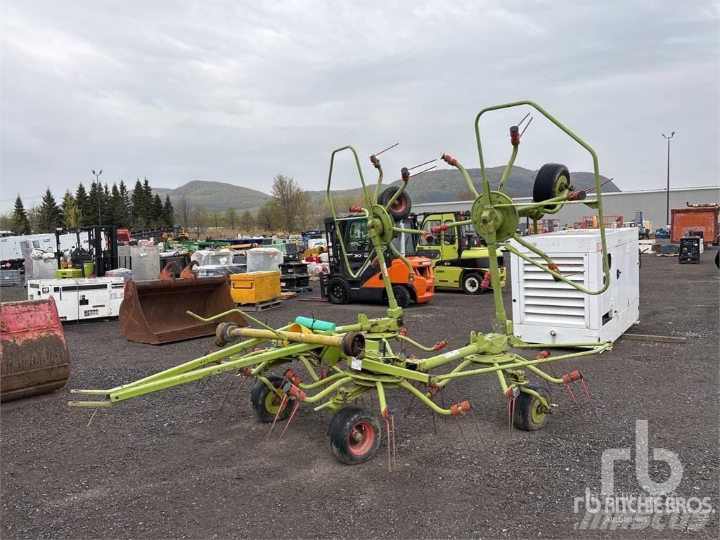 CLAAS TE4052T 犁耙和摊草机