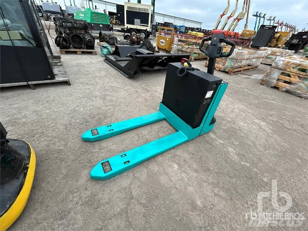 Clark WPX46 栈板架
