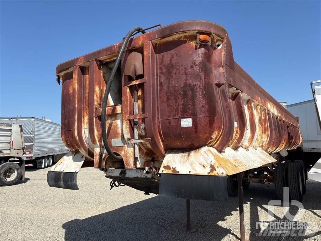  DDC-M2-27 自卸半挂车