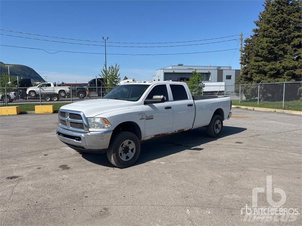 Dodge 3500 皮卡车