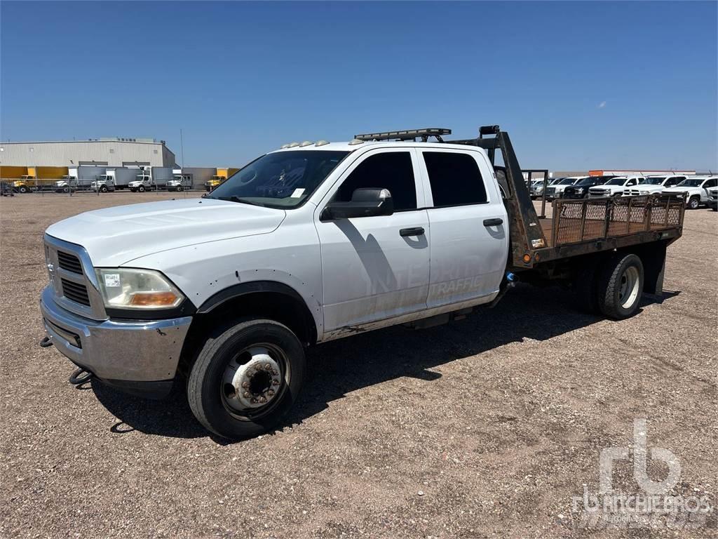 Dodge 4500 平板栏板货车