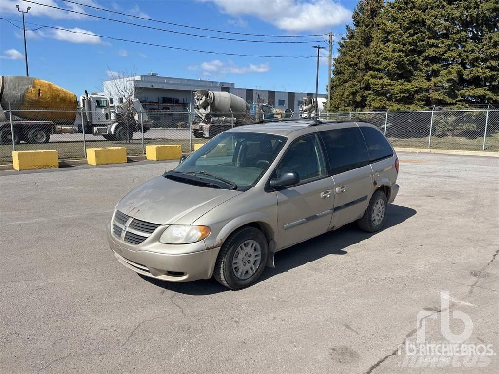 Dodge CARAVAN 大型面包车