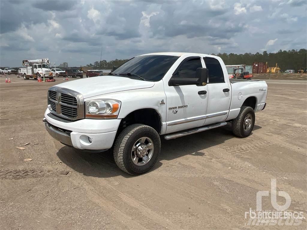 Dodge RAM 2500 皮卡车