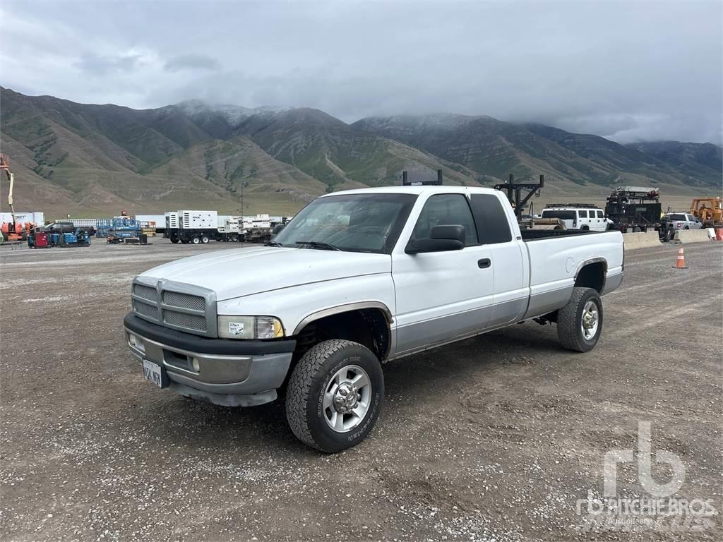 Dodge RAM 2500 皮卡车