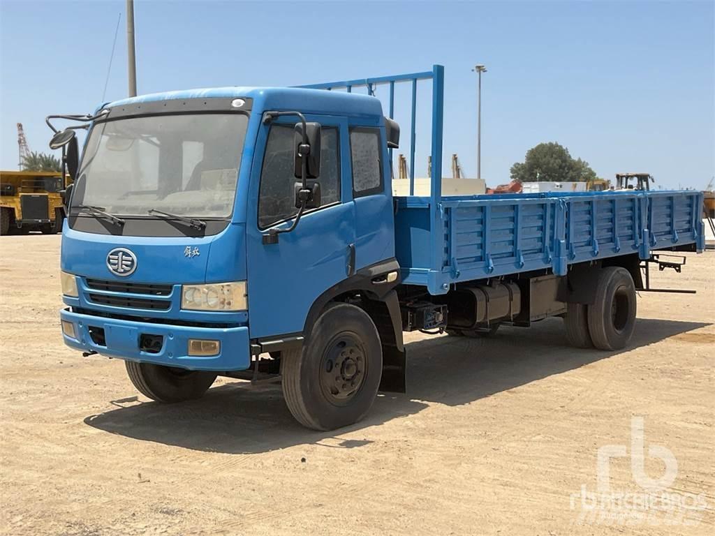 FAW 1120P9K2L3E 平板栏板货车