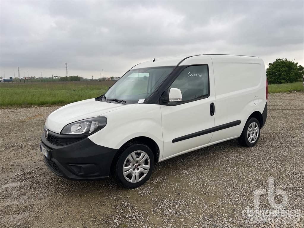 Fiat DOBLO 大型面包车