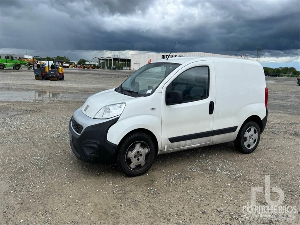 Fiat FIORINO 大型面包车