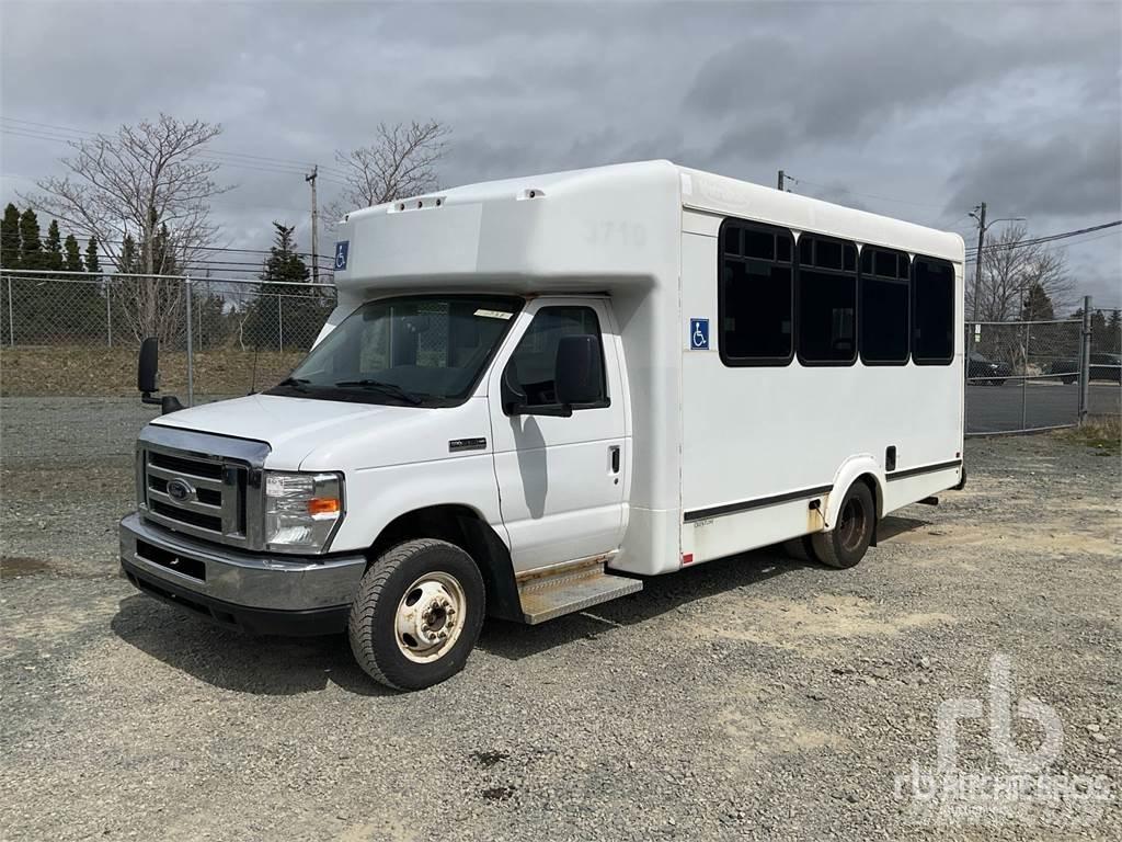 Ford E-350 公路客运汽车