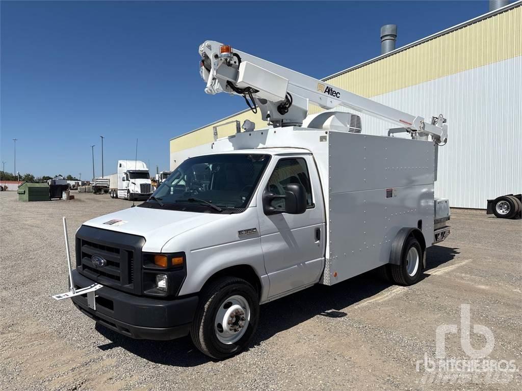 Ford E-350 拖拉移动式高空作业平台