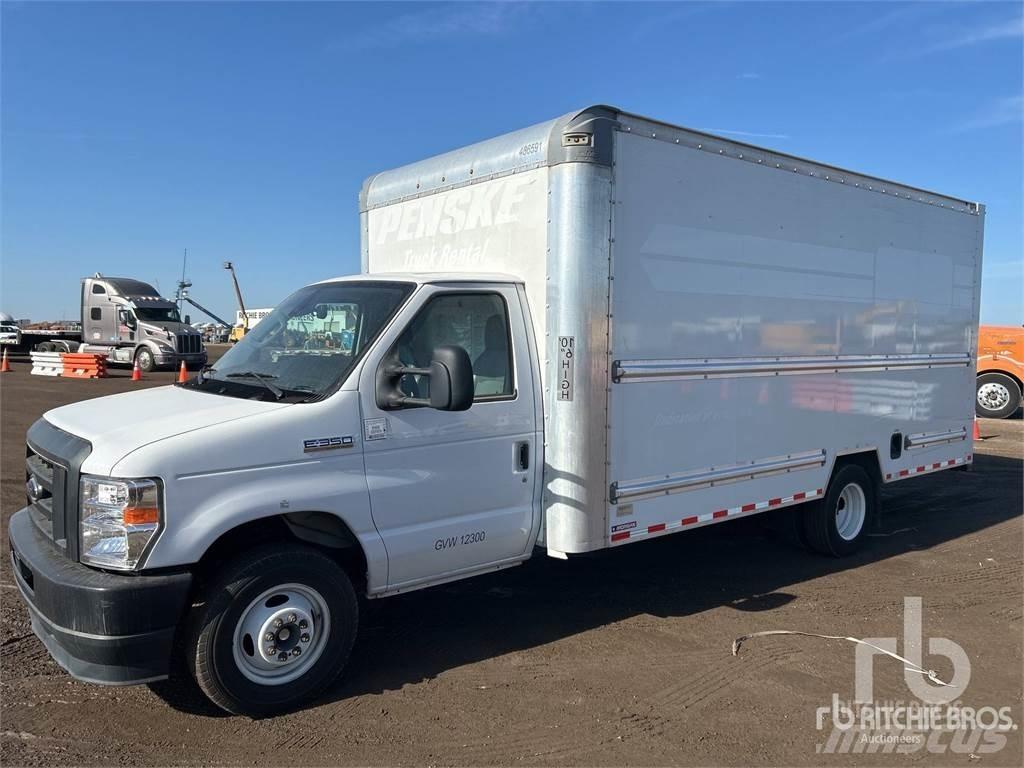 Ford E350 大型面包车