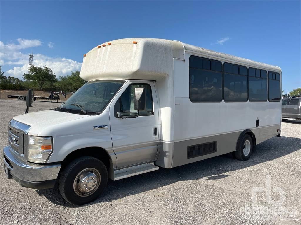 Ford E450 公路客运汽车