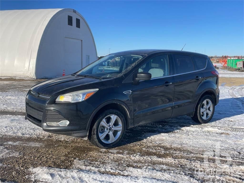 Ford ESCAPE 皮卡车