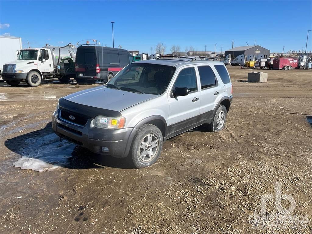Ford ESCAPE 皮卡车