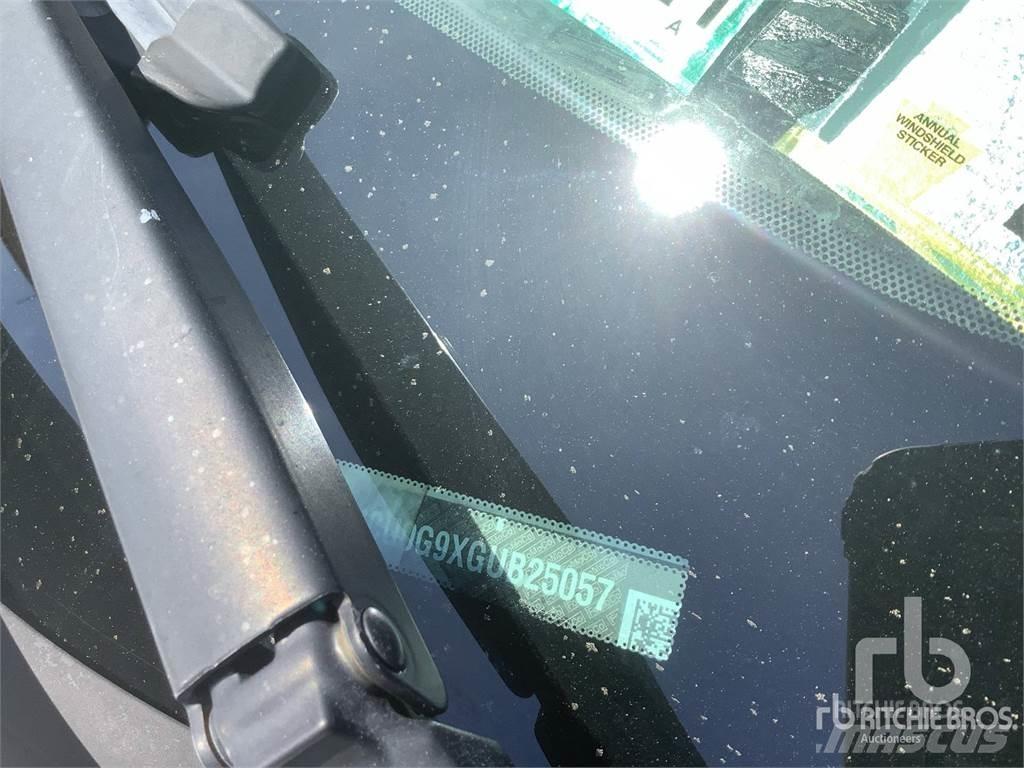 Ford ESCAPE 皮卡车