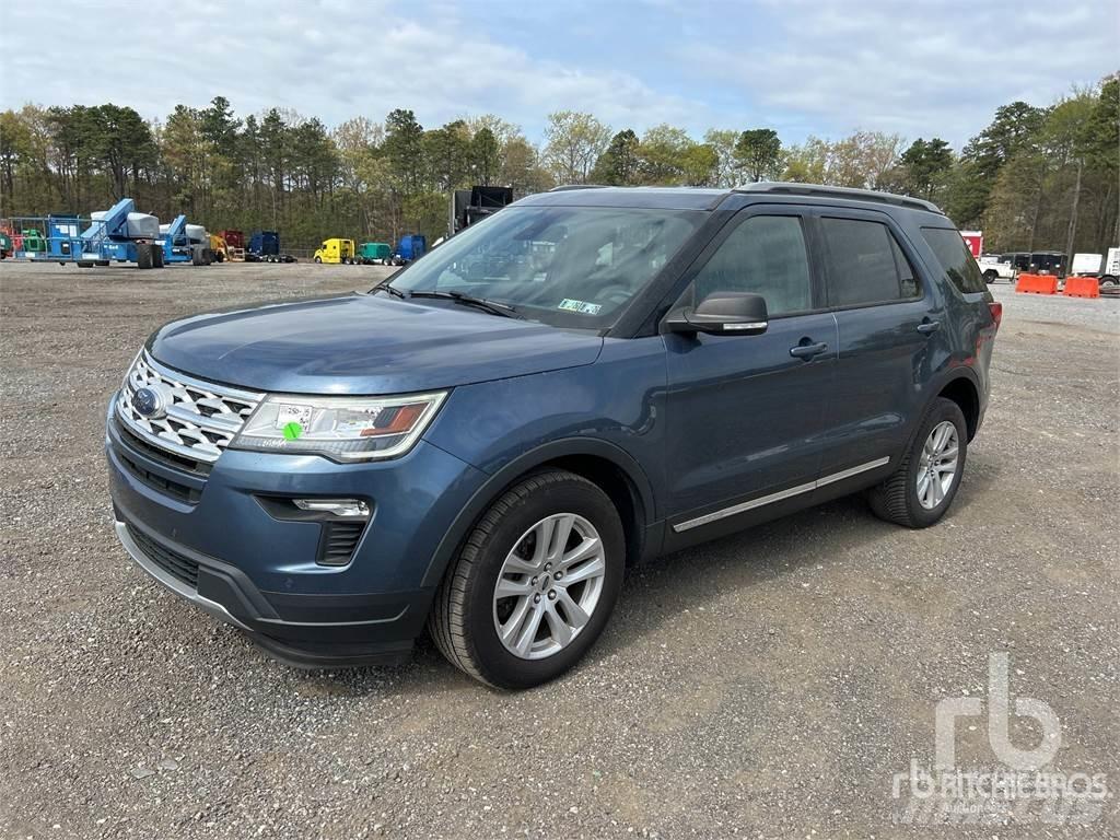 Ford EXPLORER 皮卡车
