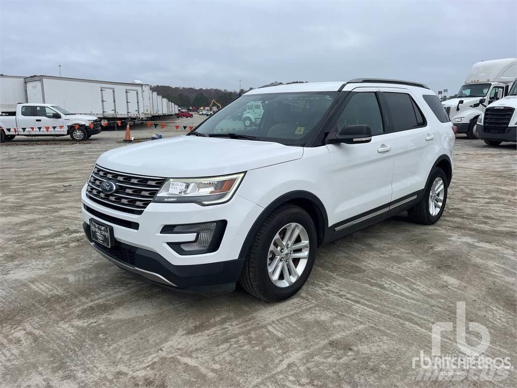Ford EXPLORER 皮卡车