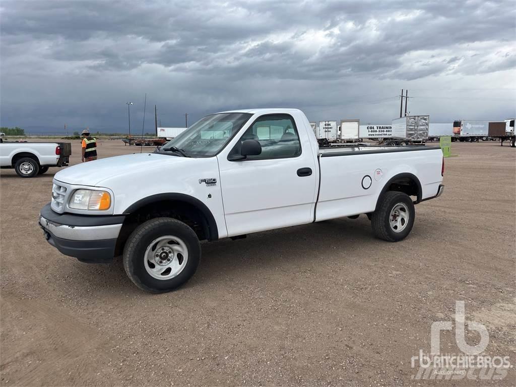 Ford F-150 皮卡车