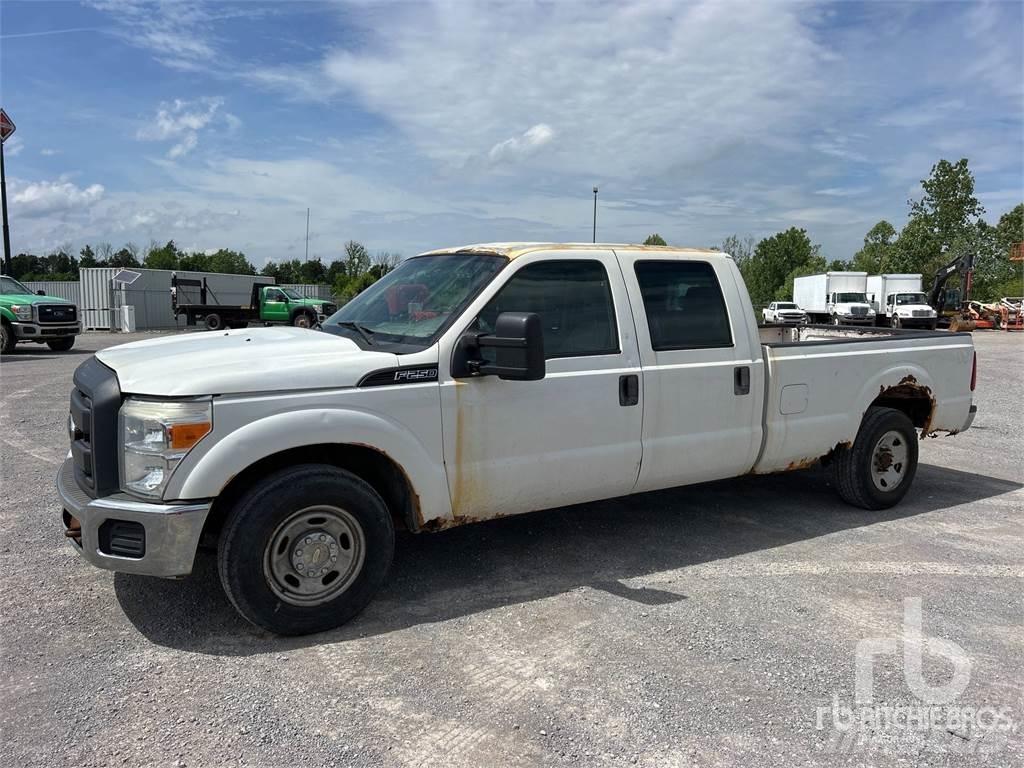 Ford F-250 皮卡车