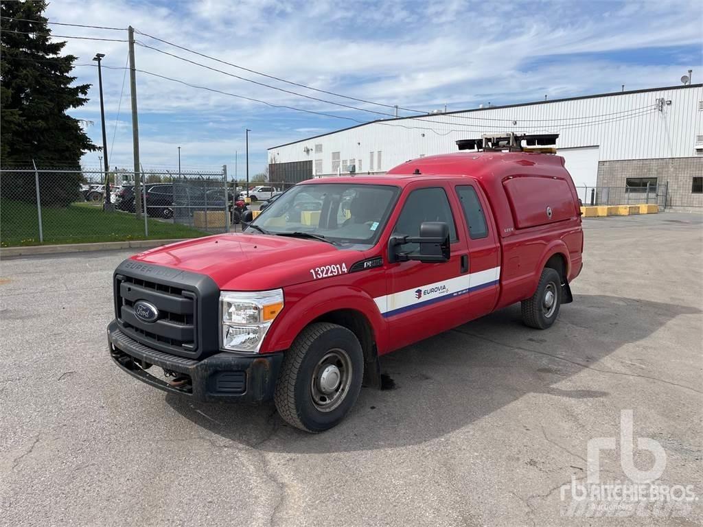 Ford F-250 皮卡车