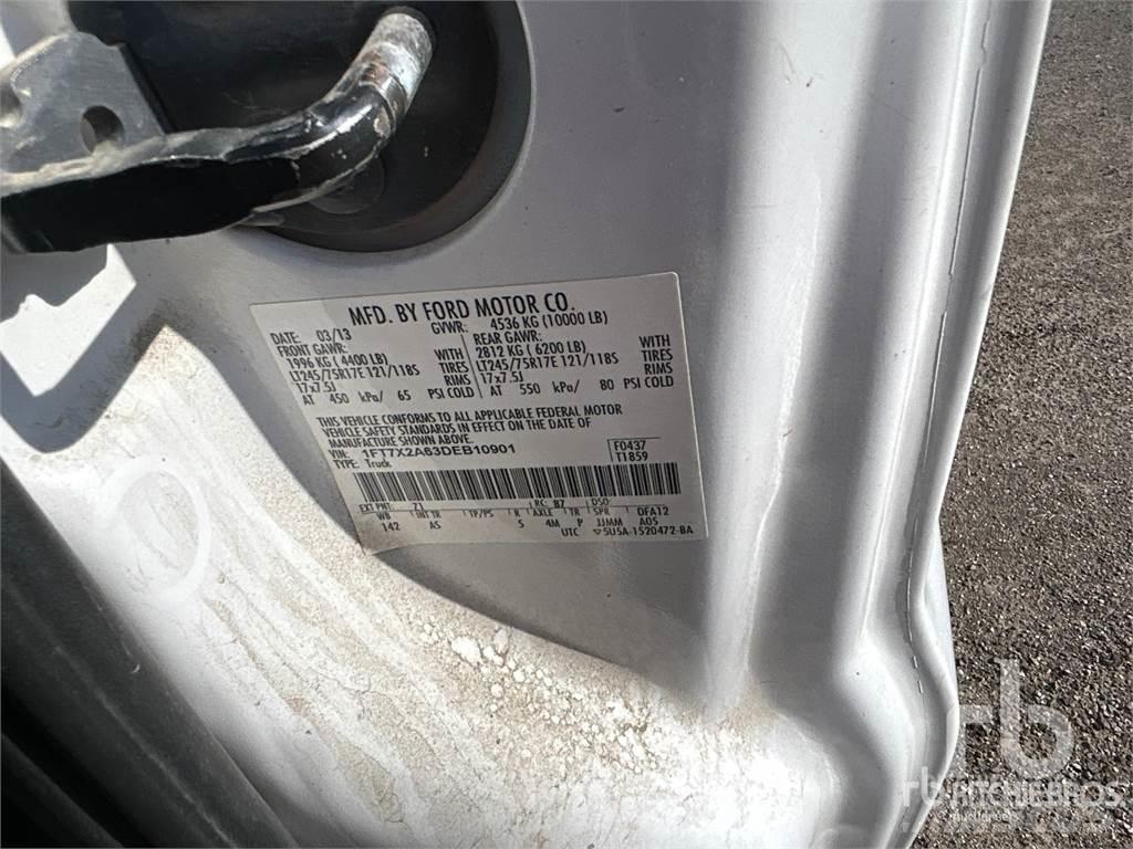 Ford F-250 皮卡车