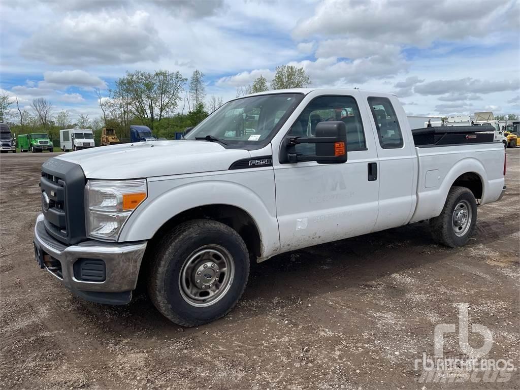 Ford F-250 皮卡车