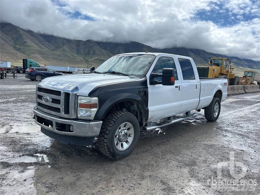Ford F-350 皮卡车