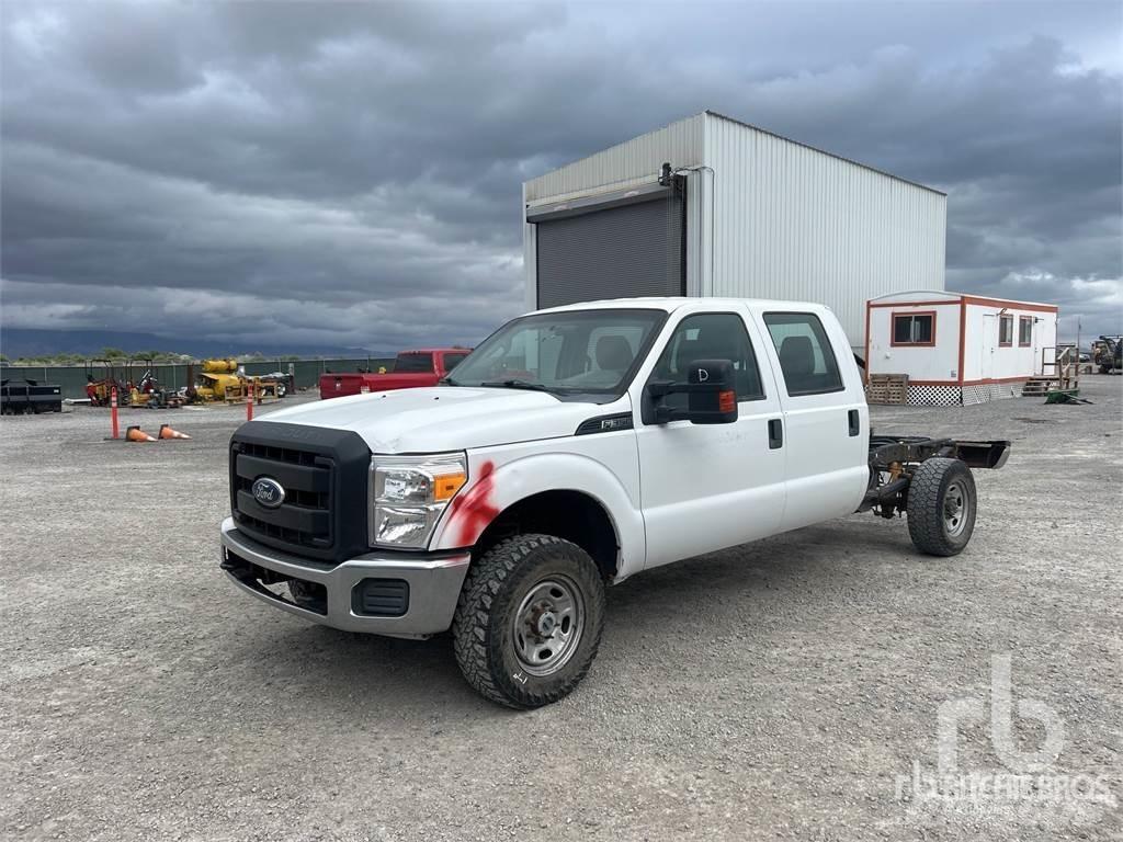 Ford F-350 平板车