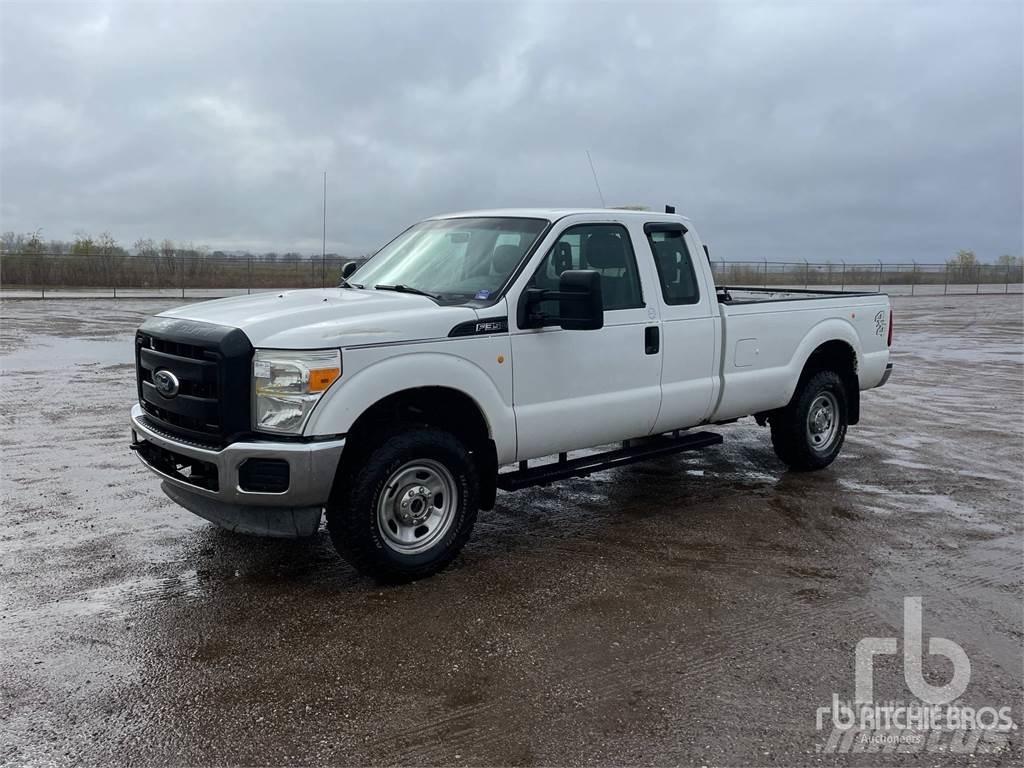 Ford F-350 皮卡车