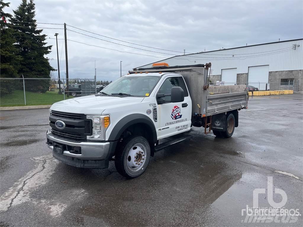 Ford F-550 自卸式货车