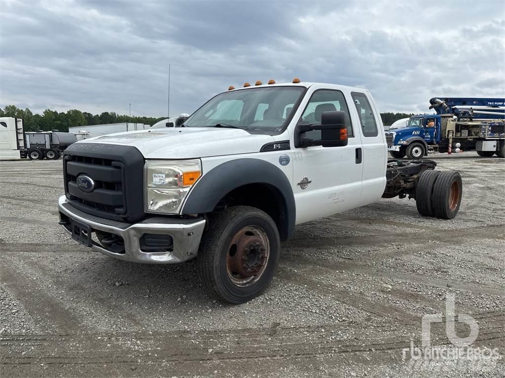 Ford F-550 全地形车