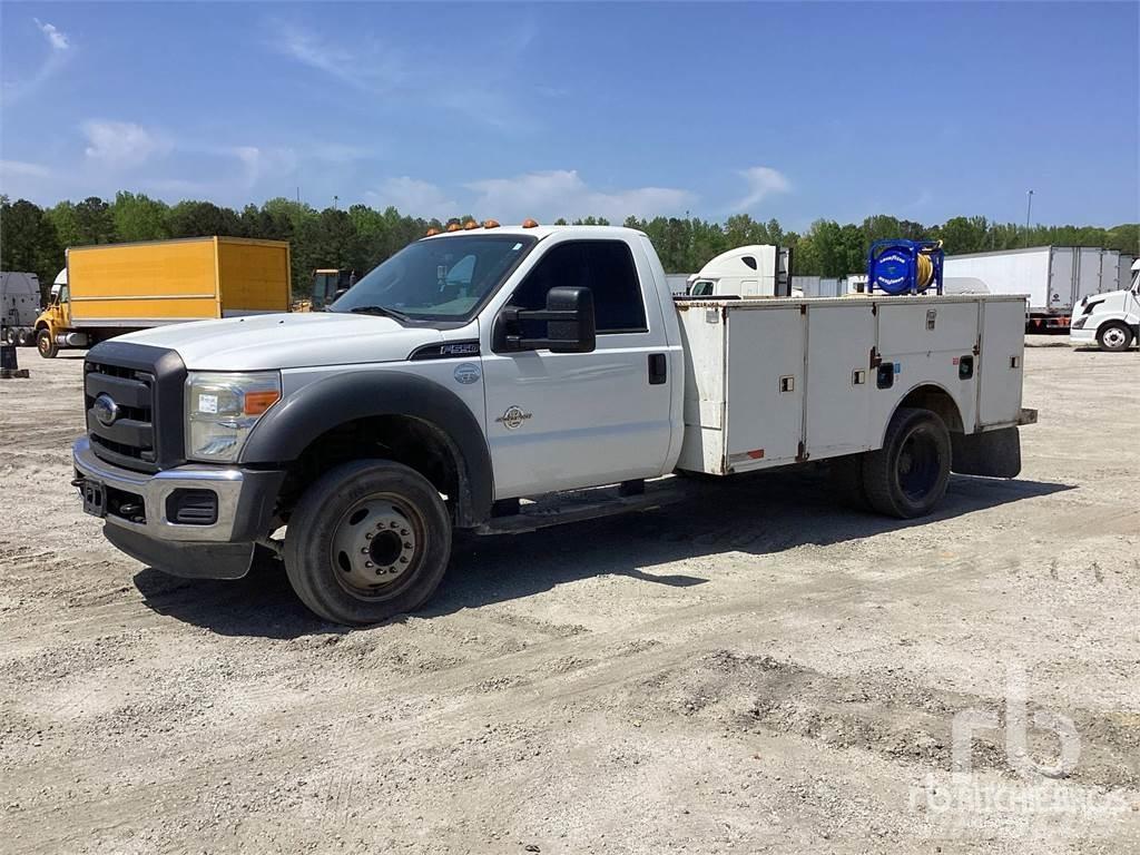 Ford F-550XL 市政车