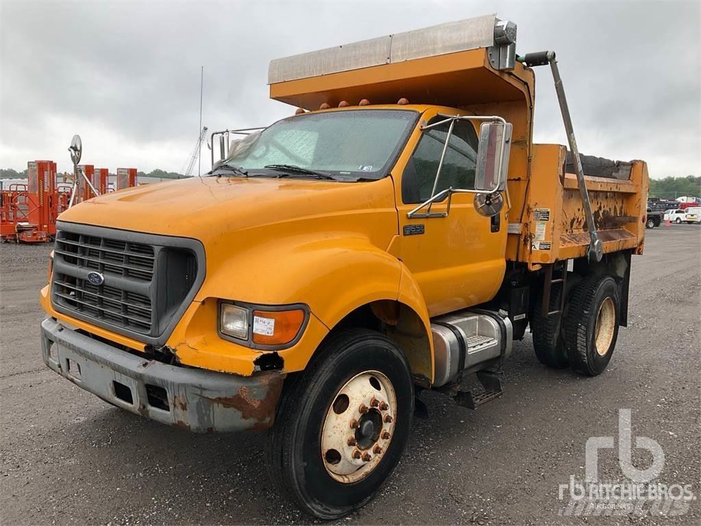 Ford F-650 自卸式货车