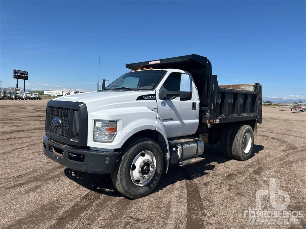 Ford F-750 自卸式货车